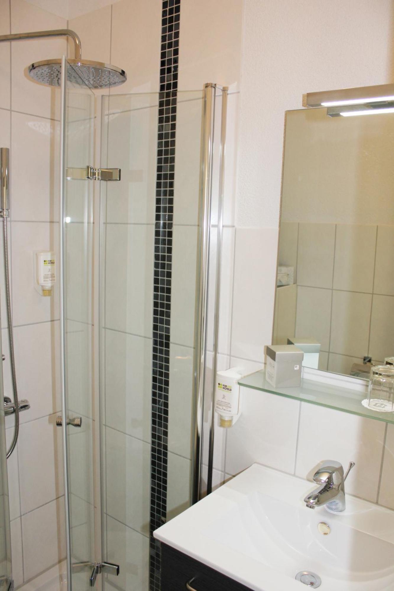 Landhotel Zum Boehm Roth  Room photo
